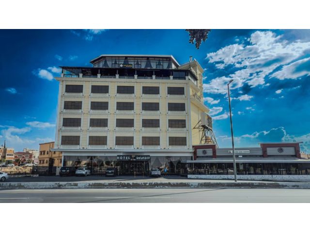 S Twin Hotel